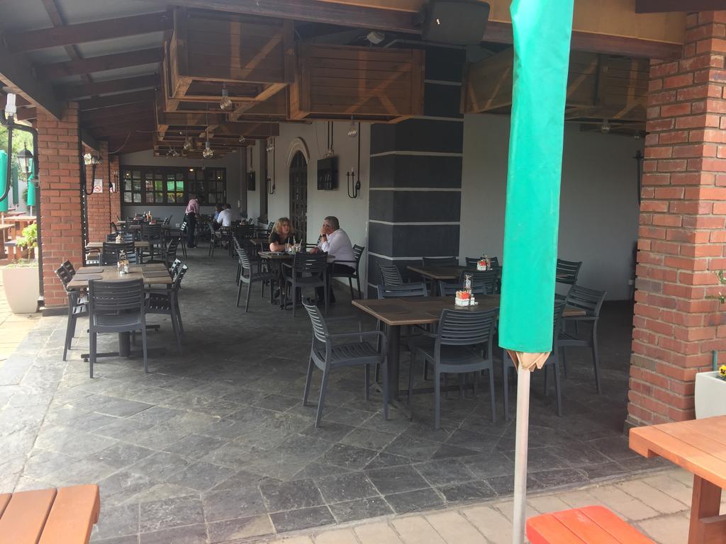 Picanha Grill Guest House & Events Venue Nigel Экстерьер фото